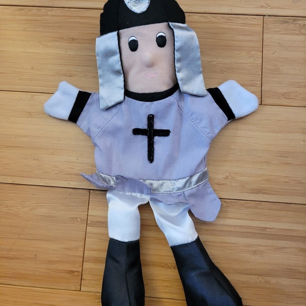 Lillian vernon knight hand puppet.